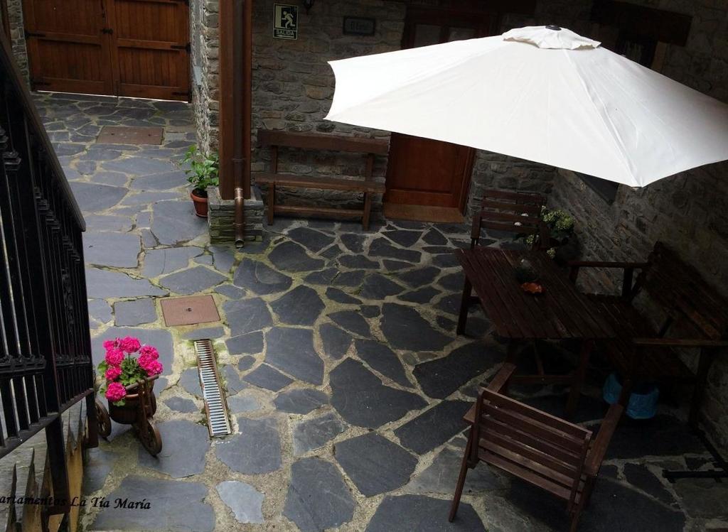 Tia Maria Bed and Breakfast Cerredo Buitenkant foto
