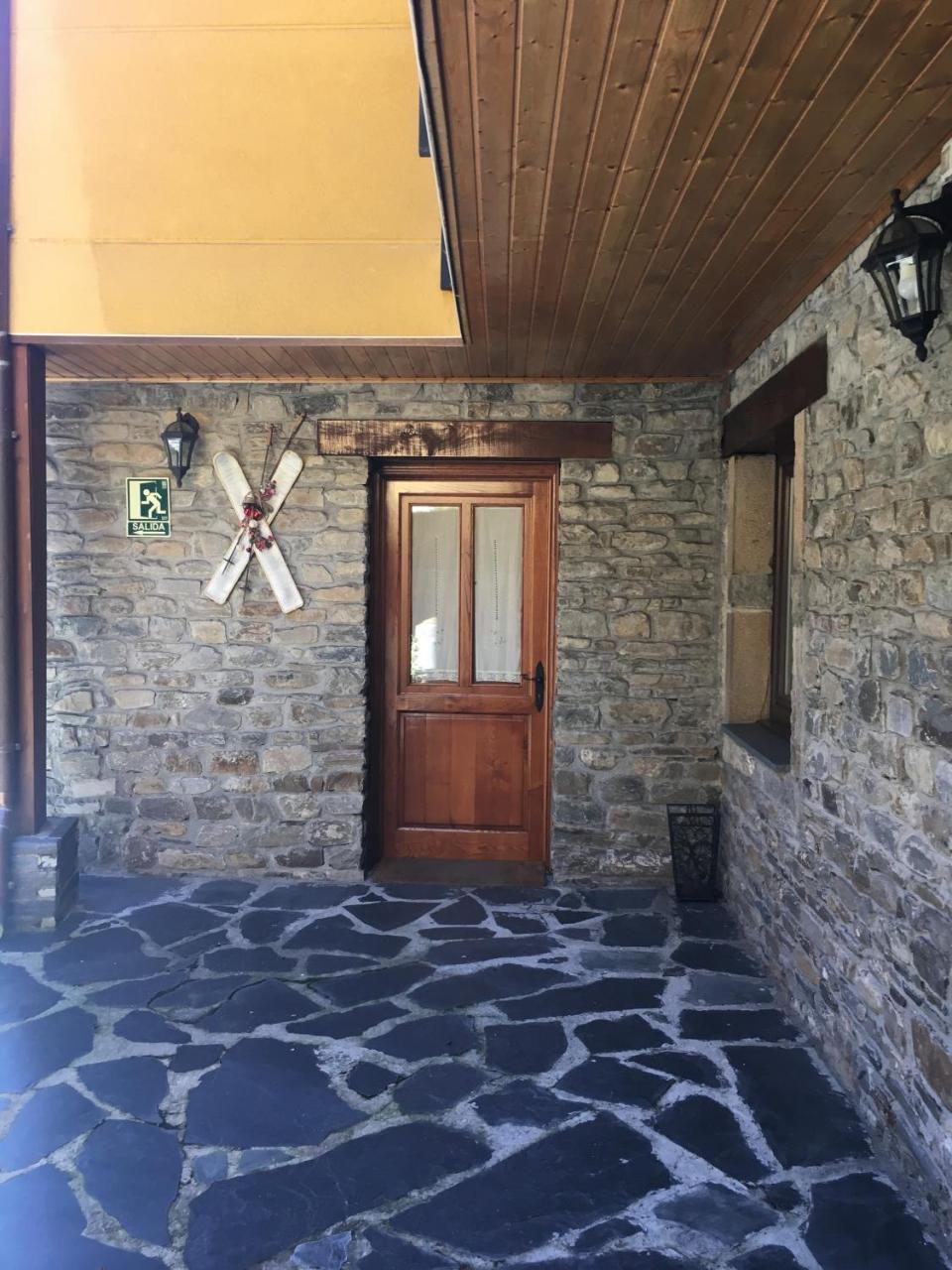 Tia Maria Bed and Breakfast Cerredo Buitenkant foto
