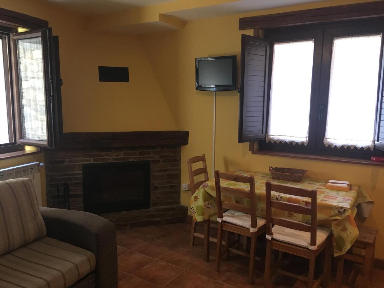 Tia Maria Bed and Breakfast Cerredo Buitenkant foto